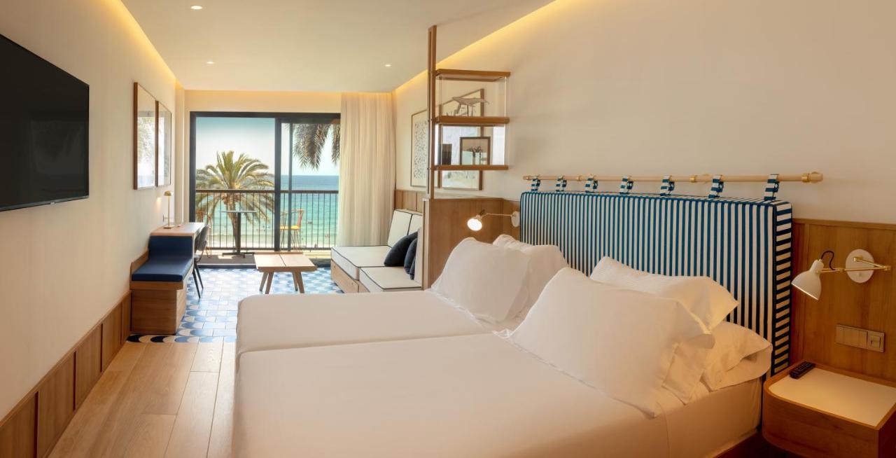 Junior Suite Terrace Sea View up to 11 years old