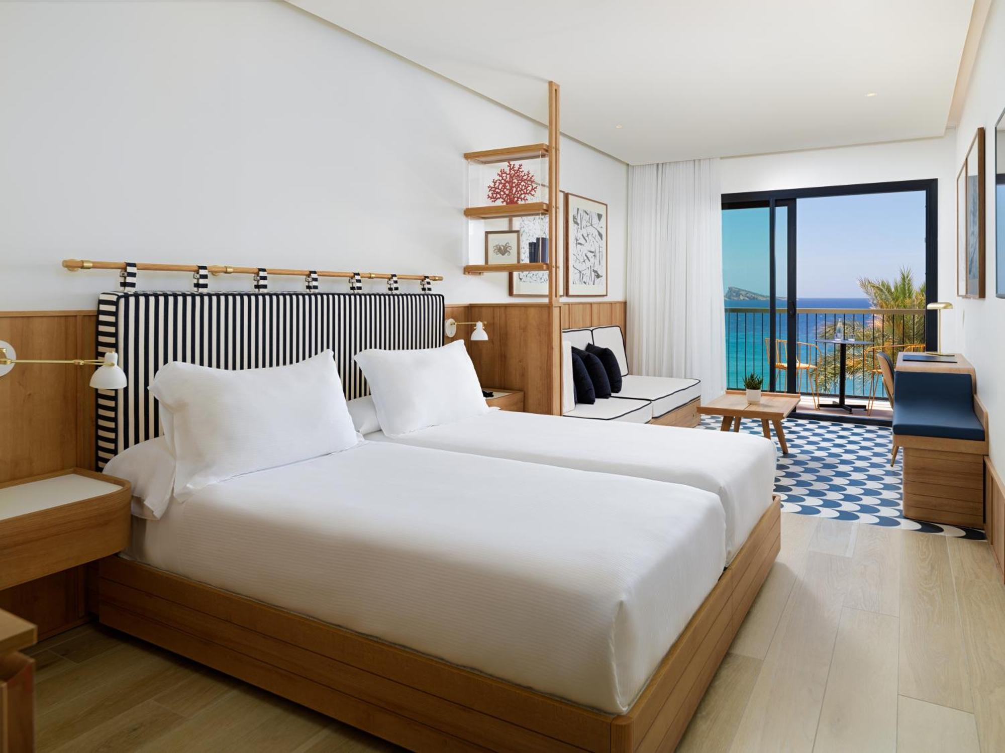 Junior Suite Terrace Sea View up to 11 years old