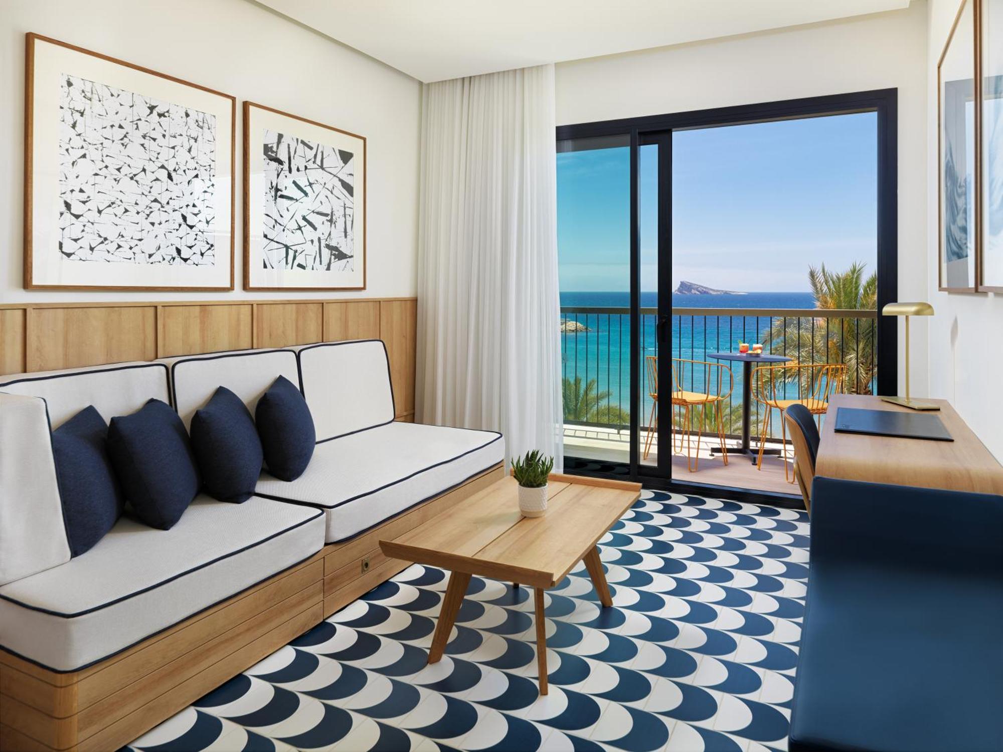 Junior Suite Terrace Sea View up to 11 years old