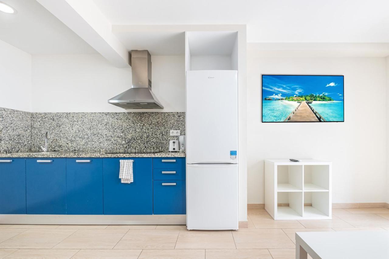 Apartment with Terrace,1297102063:JPEG