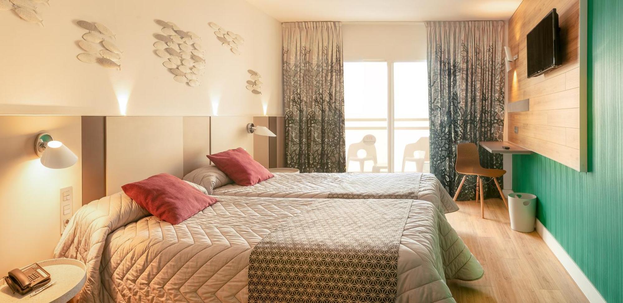 Superior Double Room Individual Use,1739378940:JPEG