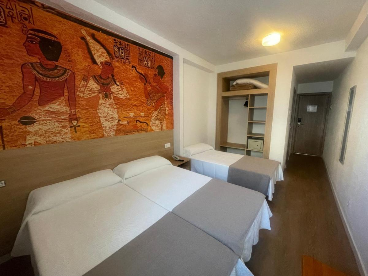 Triple Room with Balcony (2 Adults + 1 Child)