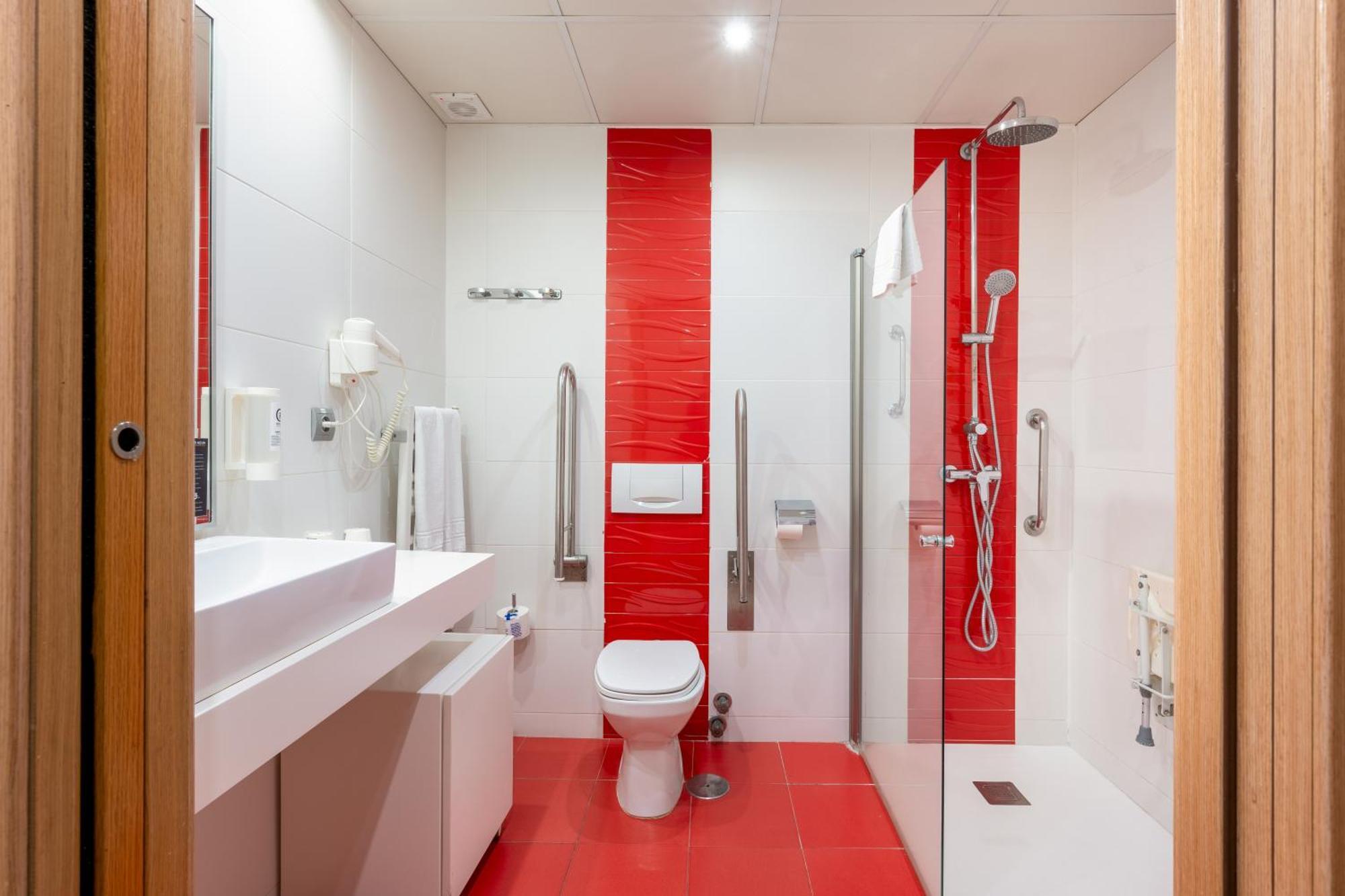 Premium Double or Twin Room Disability Access
