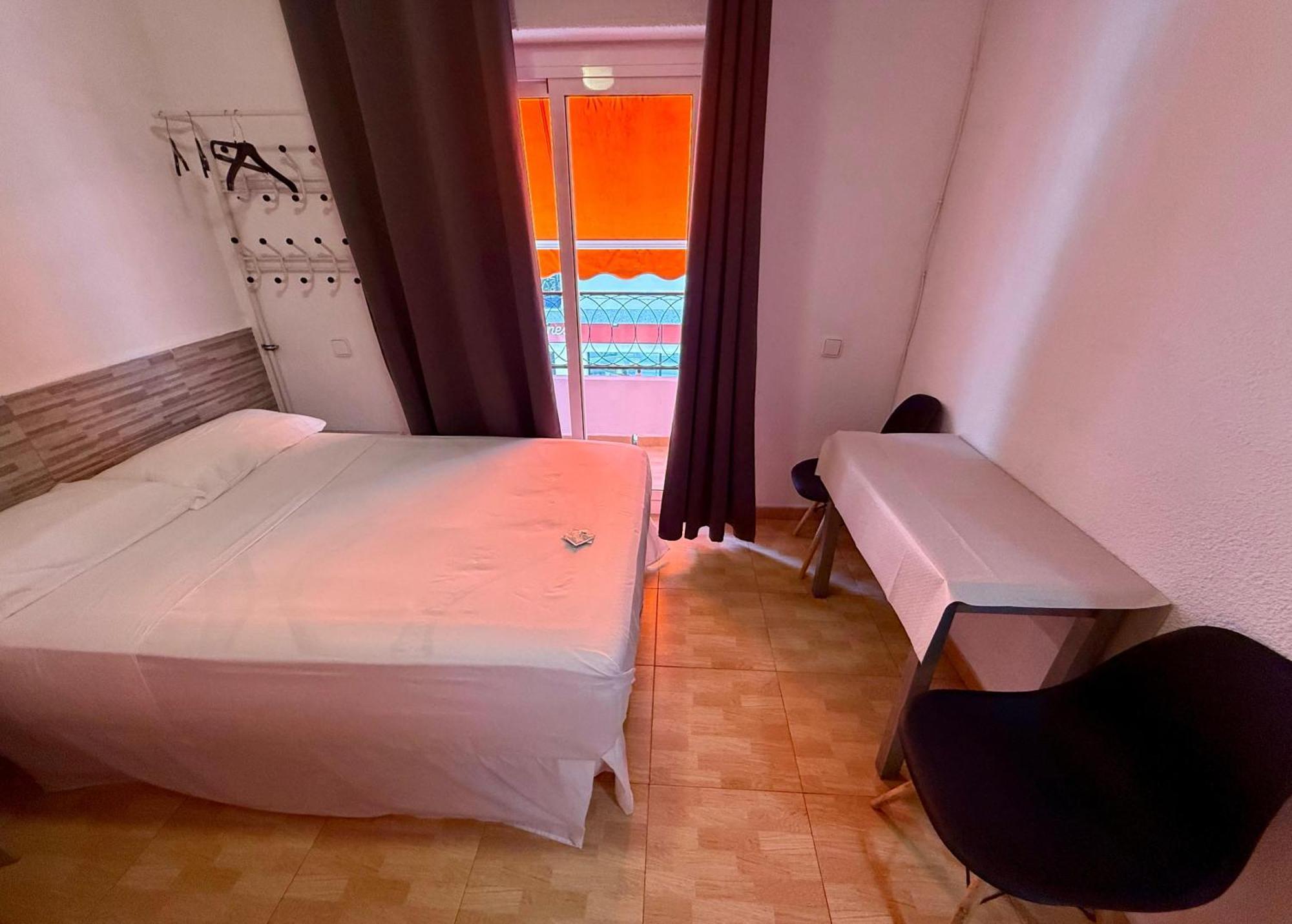 Triple Room Private Bathroom