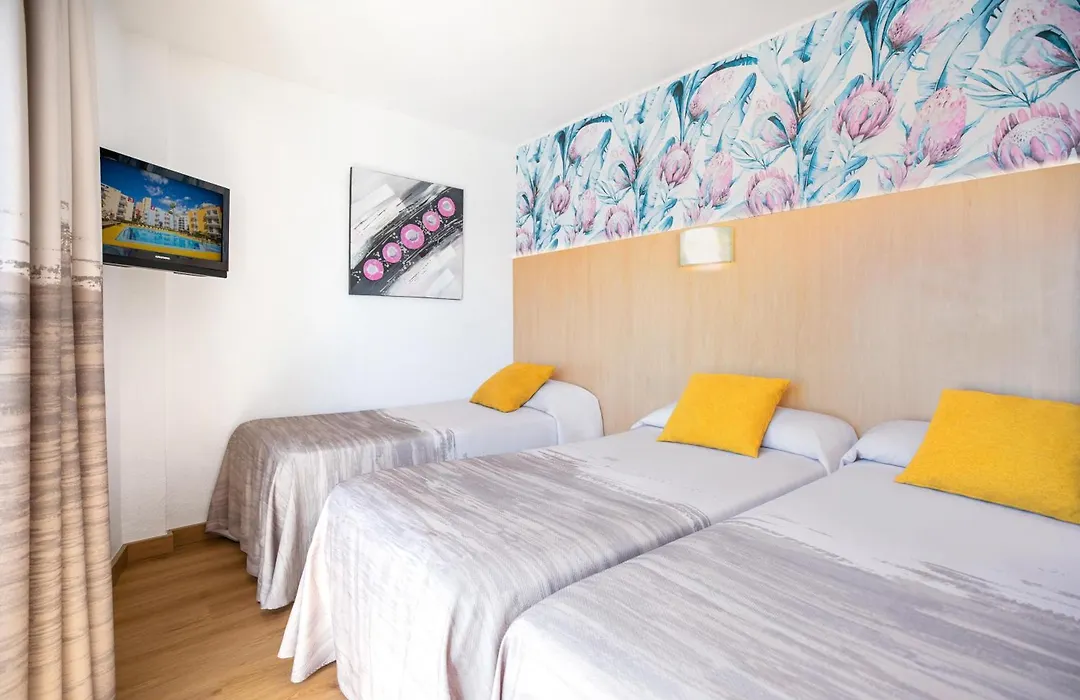Hotel Servigroup Pueblo Benidorm-1