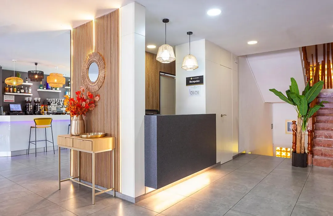 Hotel Golden-1