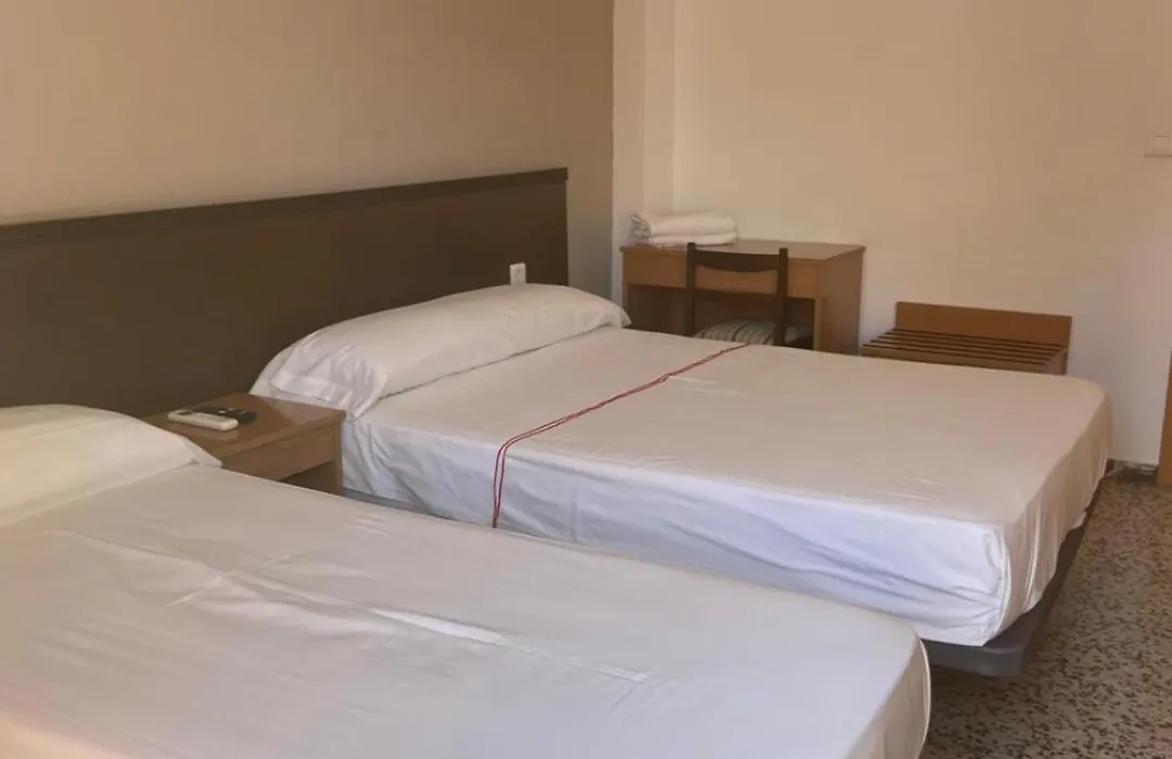 Hotel Iris-1